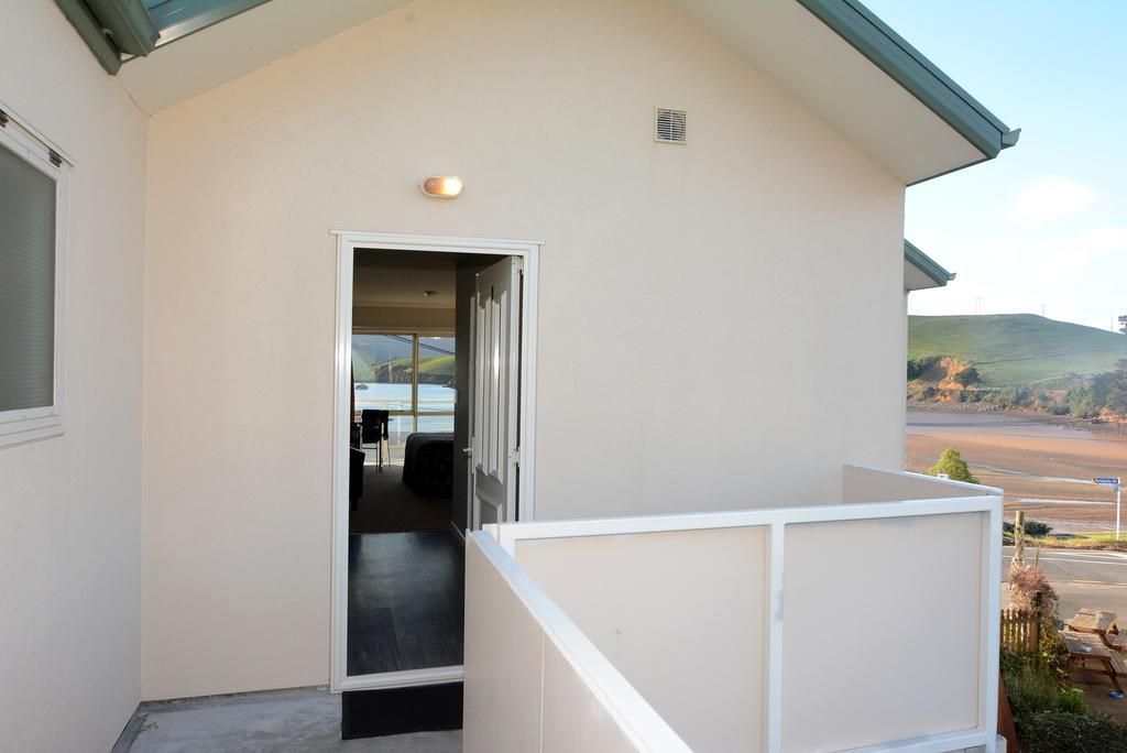 Otago Peninsula Motel Портобелло Экстерьер фото